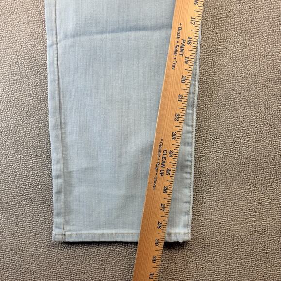 New Levis Classic Straight Jeans Women's 16 Medium Blue Denim Stretch Hypersoft - Picture 6 of 9